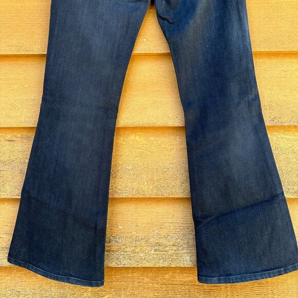 Lucky Brand Flare Bell Bottom Dark Blue Jeans Size 4 - Picture 12 of 14